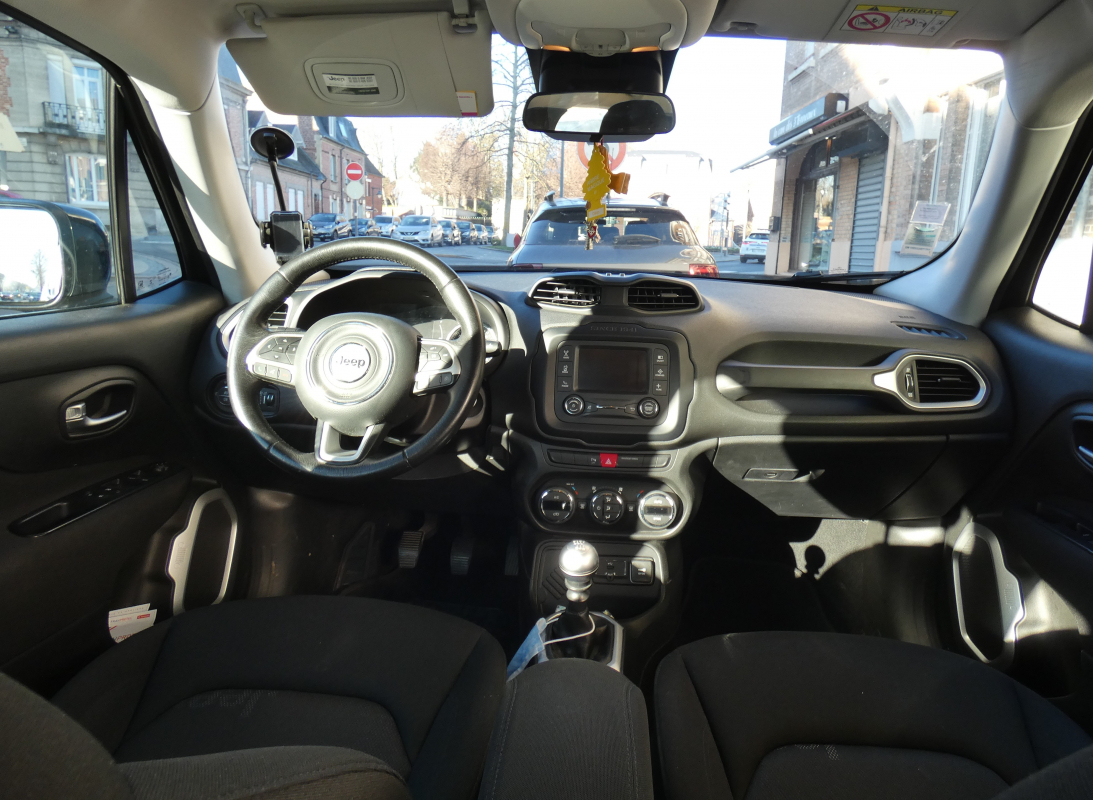 Jeep Renegade — 14